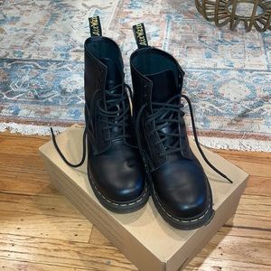 Barely worn Dr. Martens with original box!